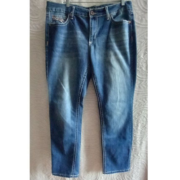 Cato Premium Bling Pocket Jeans Size 14 - Picture 1 of 7